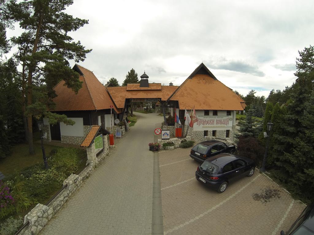 Апартаменты Kraljevi Konaci - Najam Kuca Na Zlatiboru Экстерьер фото